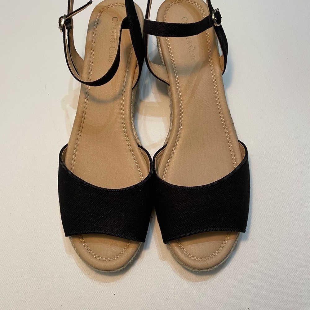 Charter Club Black and Tan Sandals Size 12M SB-AO